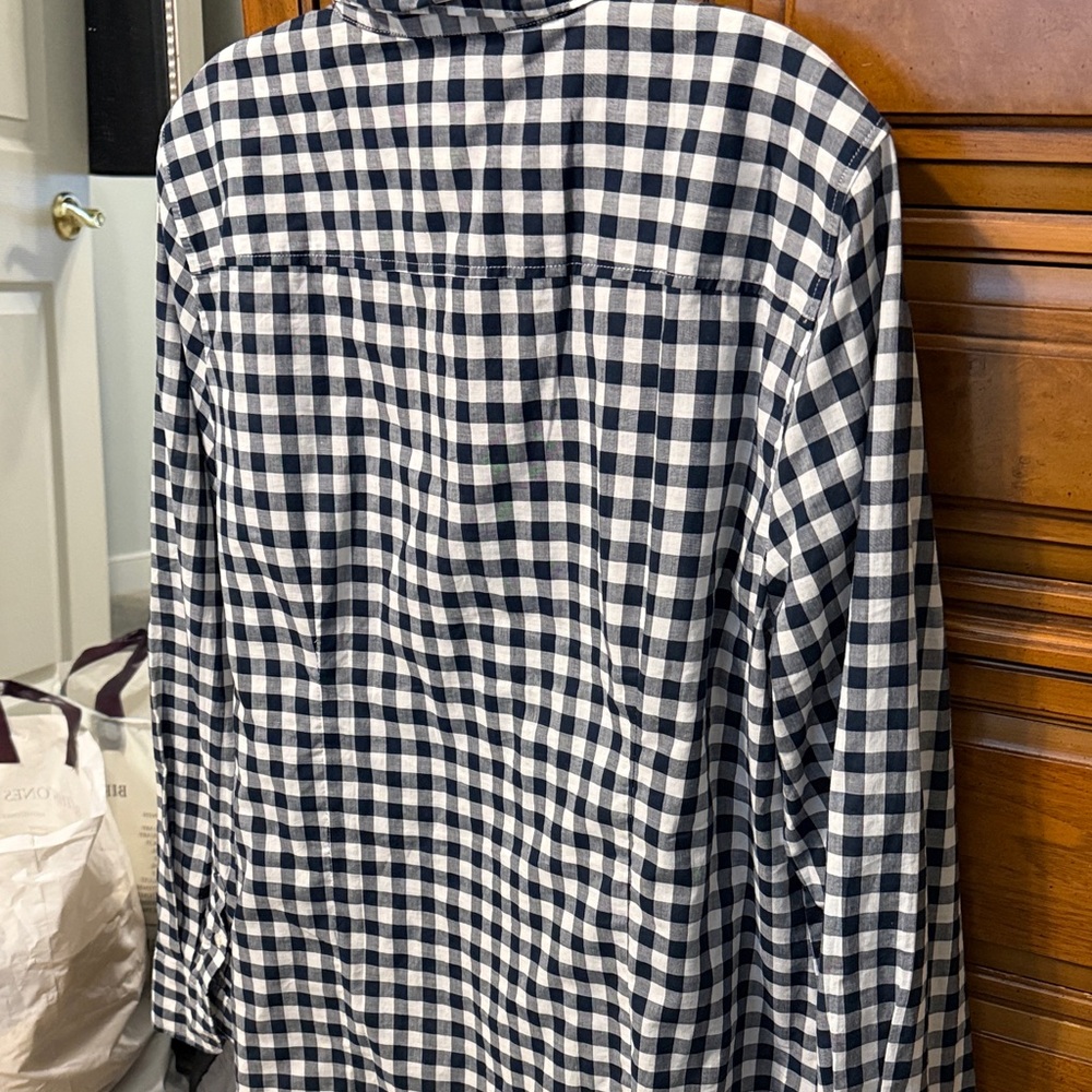 J. Crew Women's Blue and White Plaid Shirt - Picture 4 of 4
